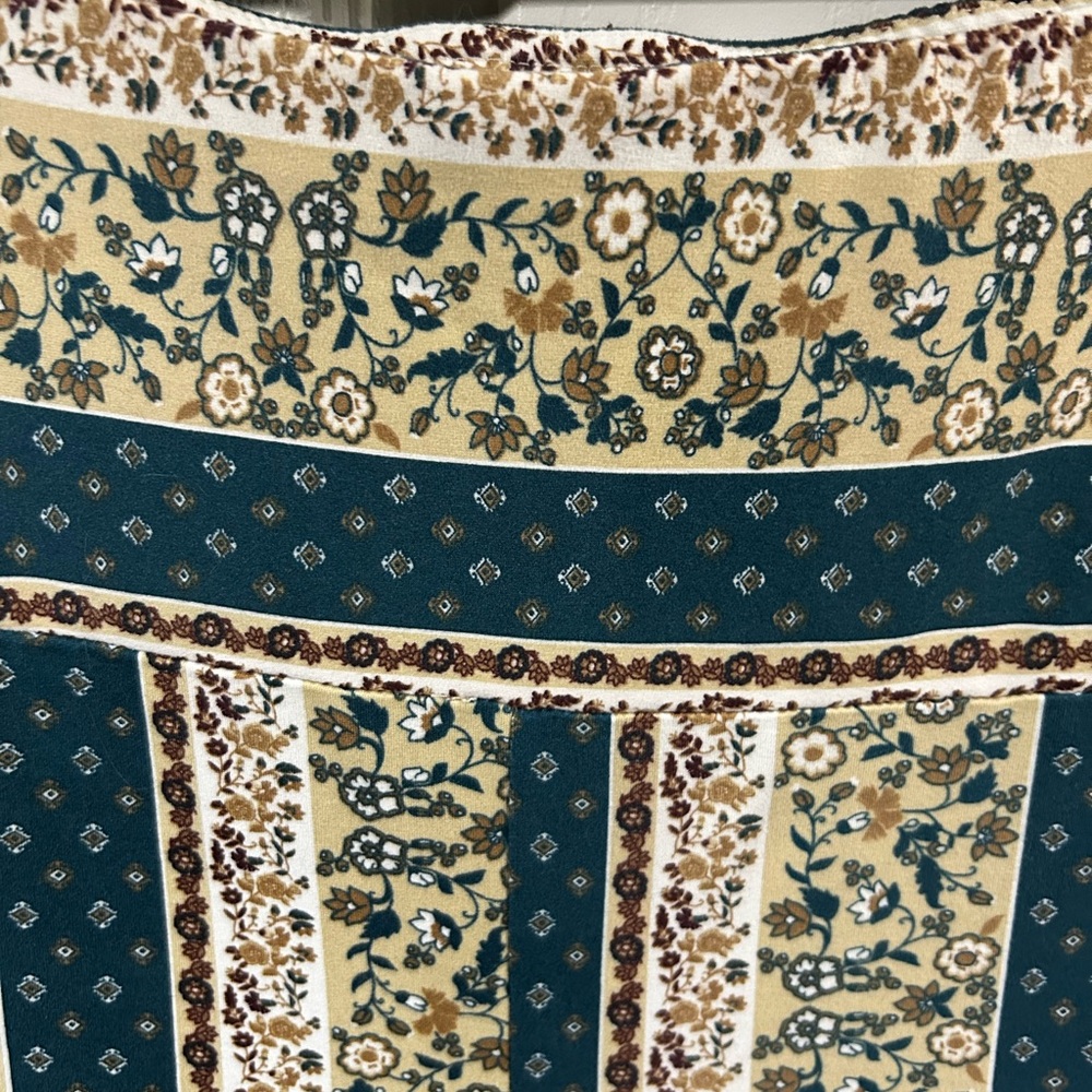 Shosho Multicolor Patterned Leggings - Picture 4 of 5
